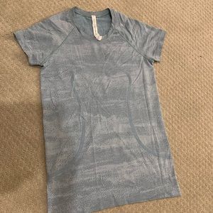 Lululemon swiftly short sleeve